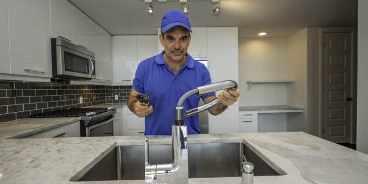 How To Remove Sprayer Hose From Kitchen Faucet